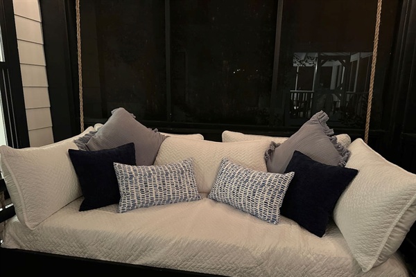 Cozy bed swing with linens