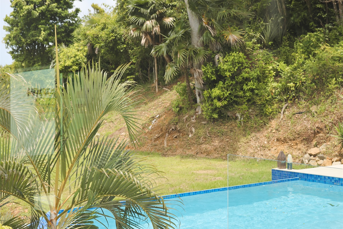 Every detail is designed to enhance your island escape, from d&eacute;cor to layout.