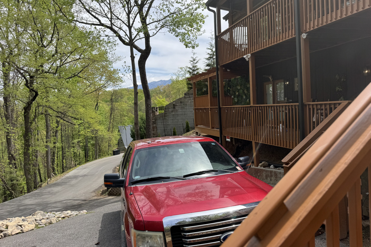 Entrance to the cabin from the From the street to your parking spot — roll right in, easy out.