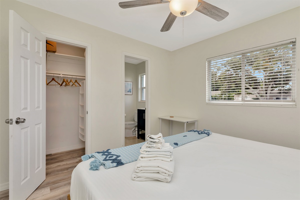 King Sized Bed in main Bedroom with Private Bath
