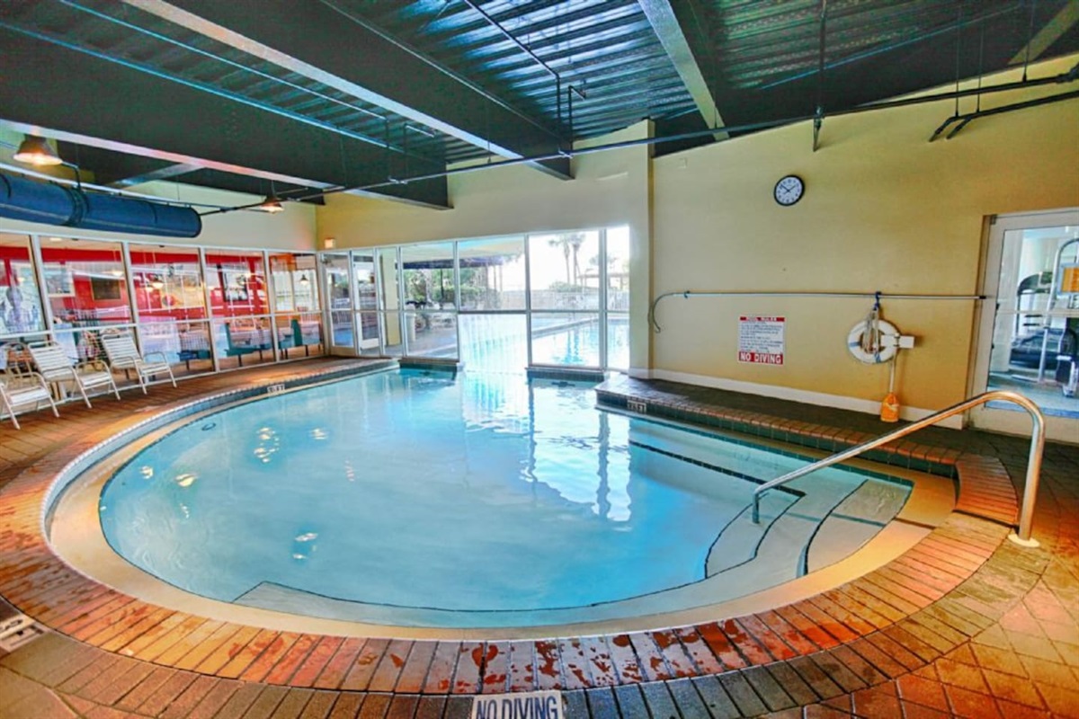 Indoor pool with swim out