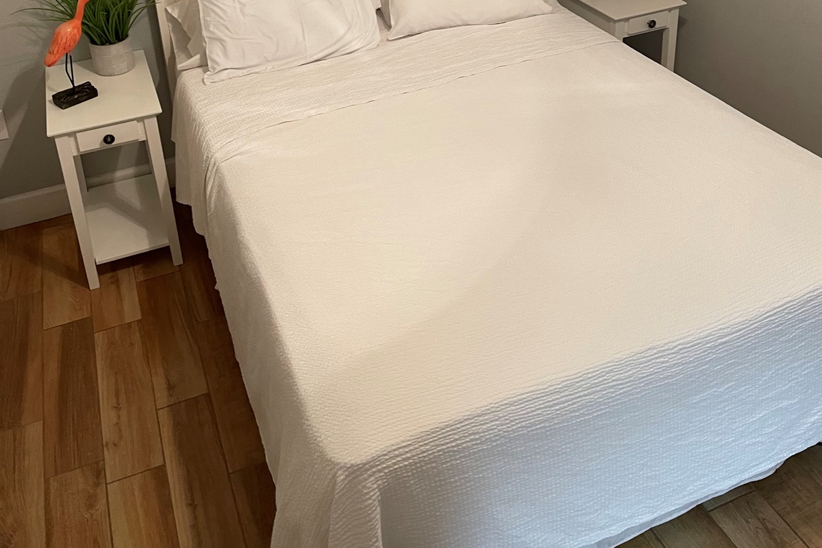 Queen Bed