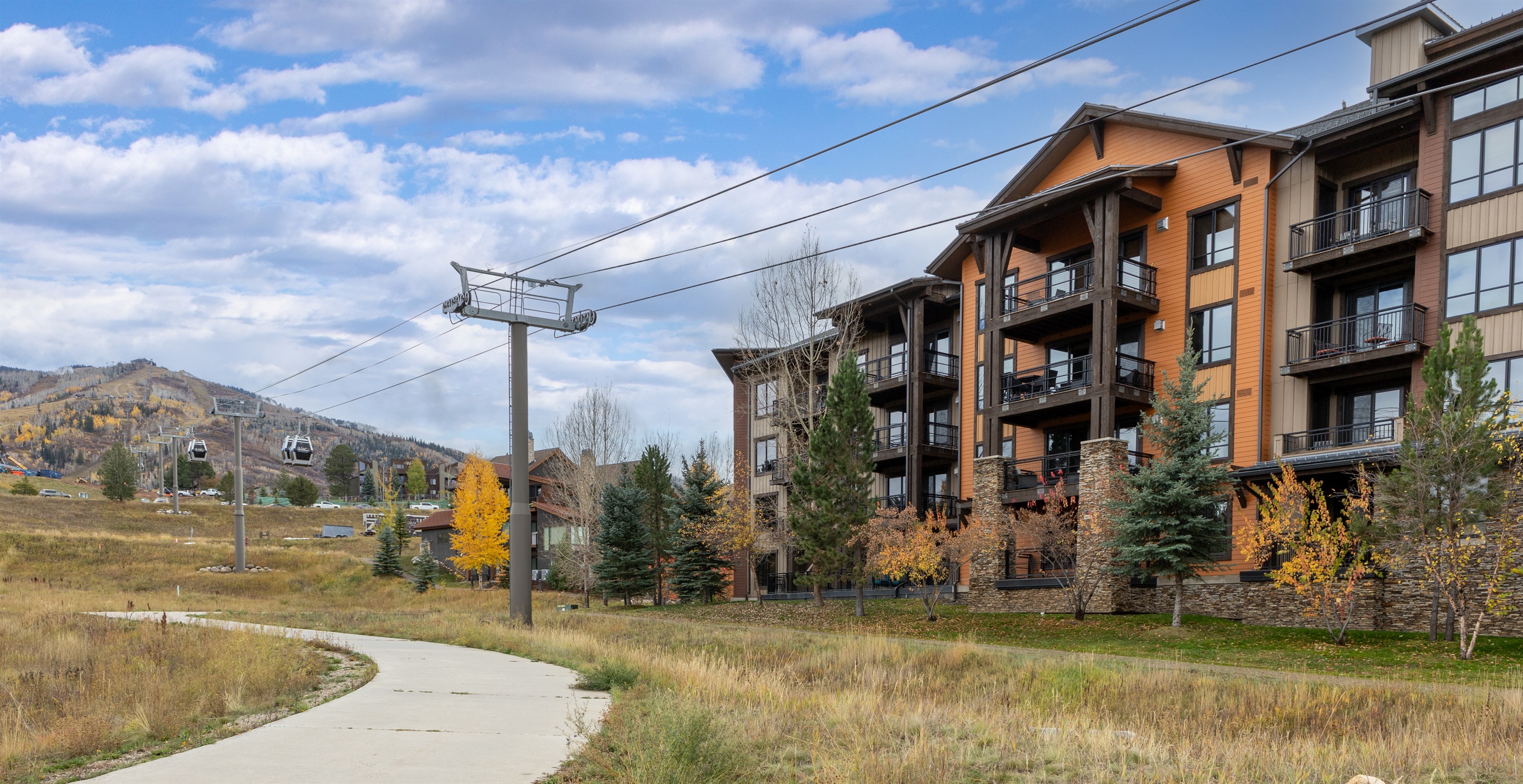 Exterior of Trailhead Lodge