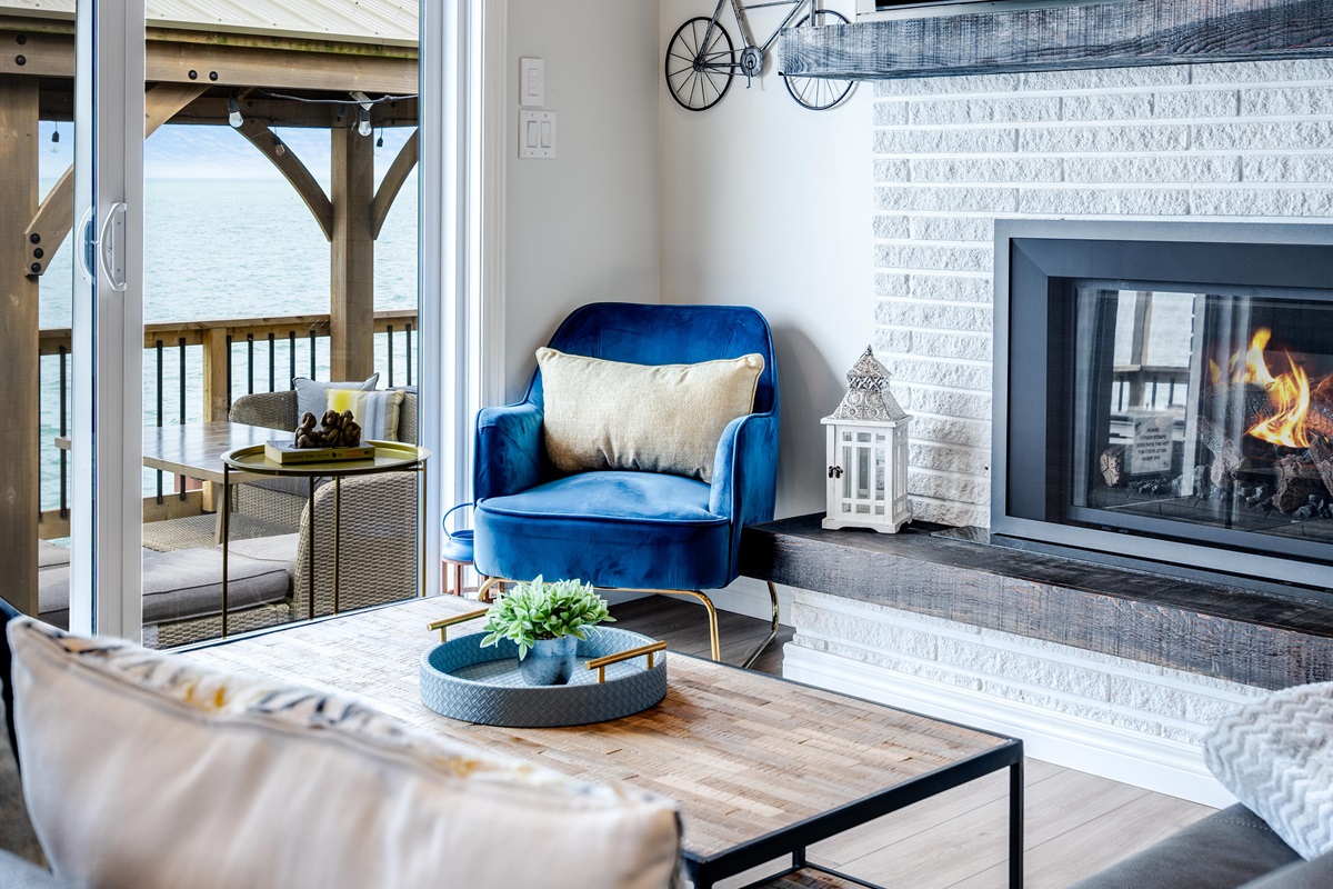 Living room with fireplace