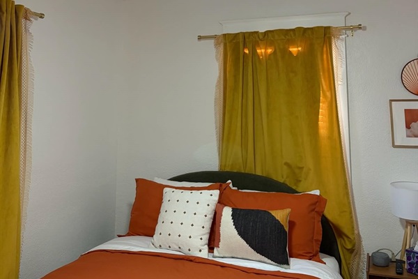 Queen bedroom ceiling fan