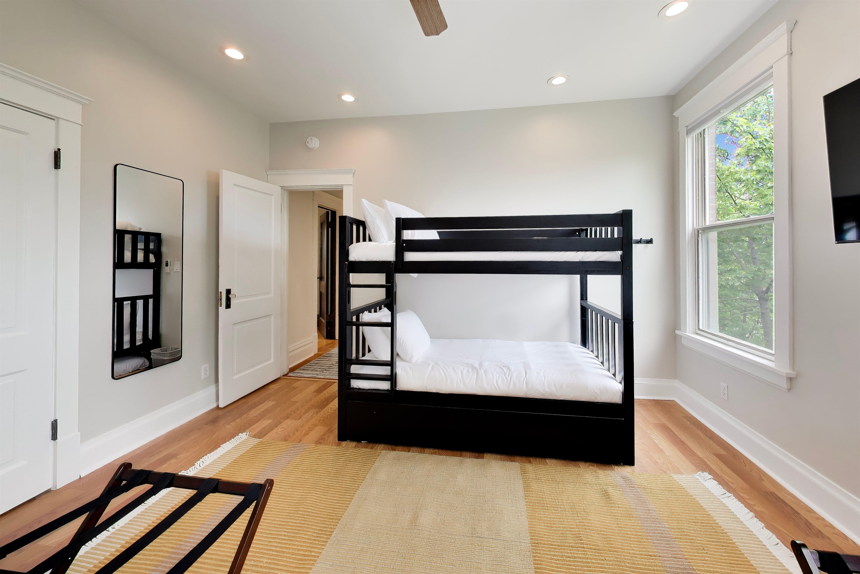 Upper Unit - Bedroom 2 - Twin Bunks with Trundles