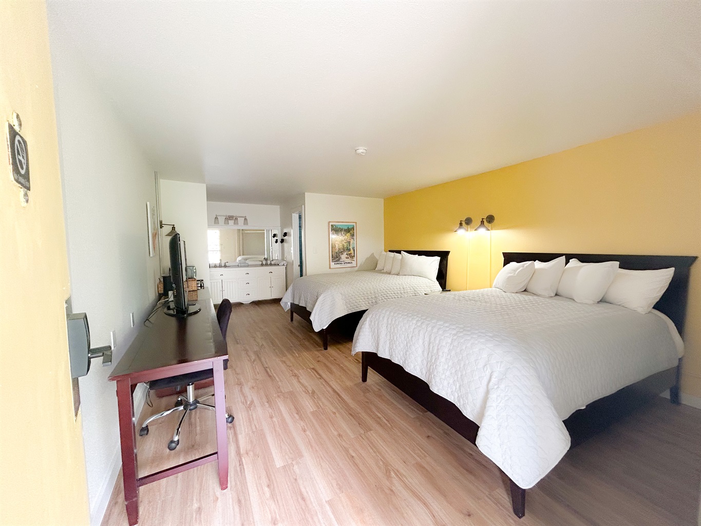 Main Room with 2 queen beds