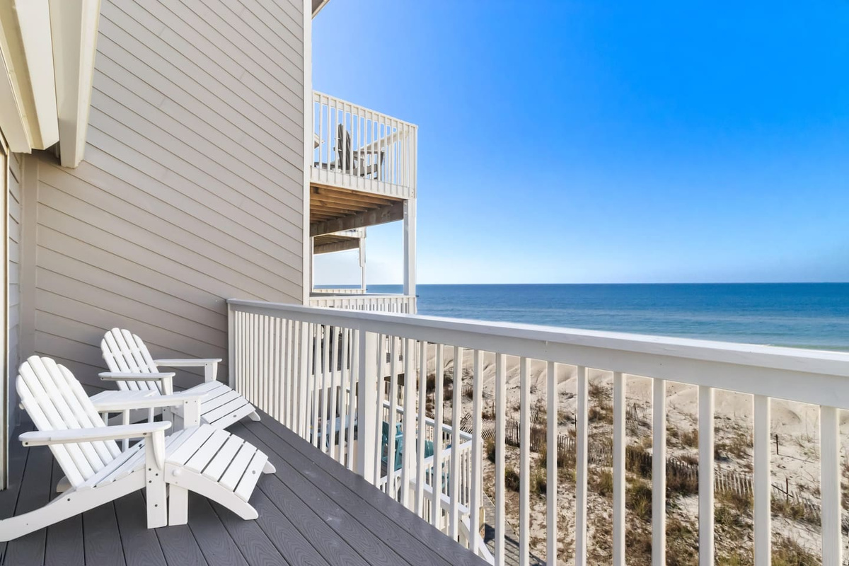 Turn any direction inside the unit and the Gulf is looking back &mdash; everywhere you look is a postcard.