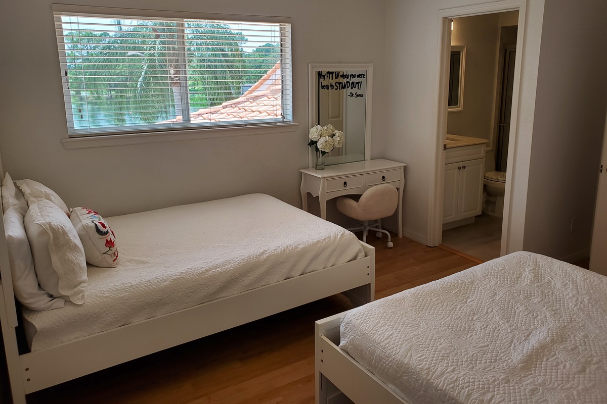 2nd level Double bedroom with private bathroom