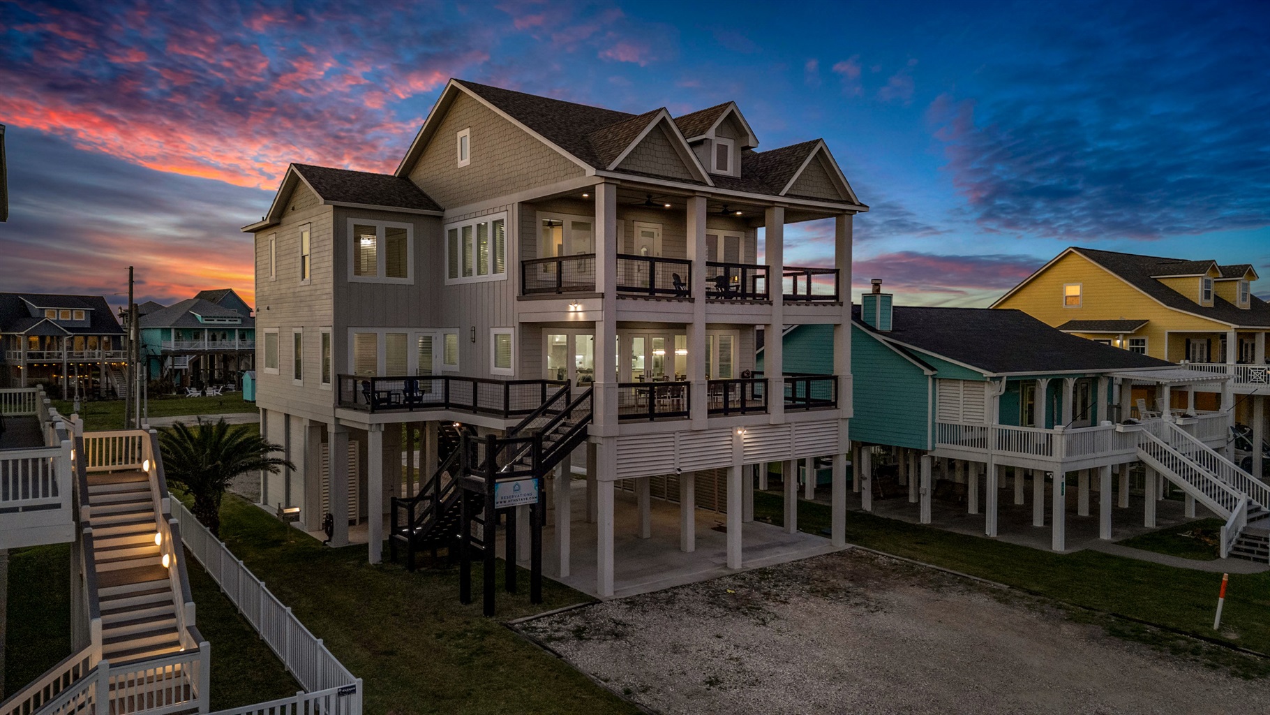 Costa Cristal Exterior: This stunning home boasts a modern, elegant exterior with sleek lines and a commanding presence. A spacious terrace complements the architecture, and the integrated garage blends seamlessly, combining style, and luxury.