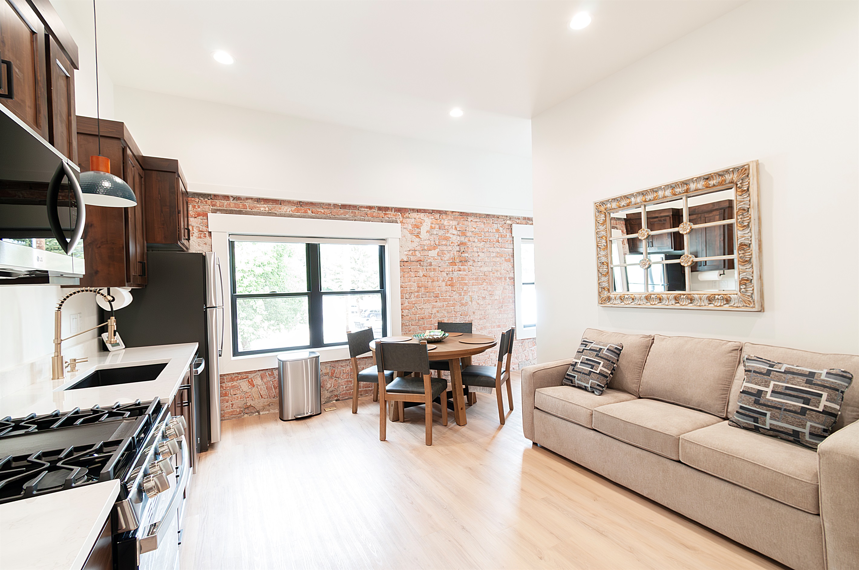 Kitchen/Living