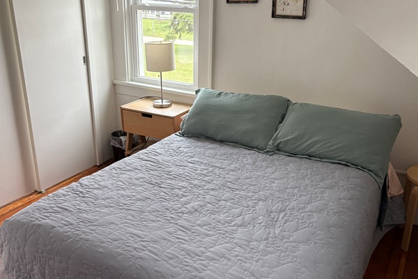 Upstairs Bedroom #2
