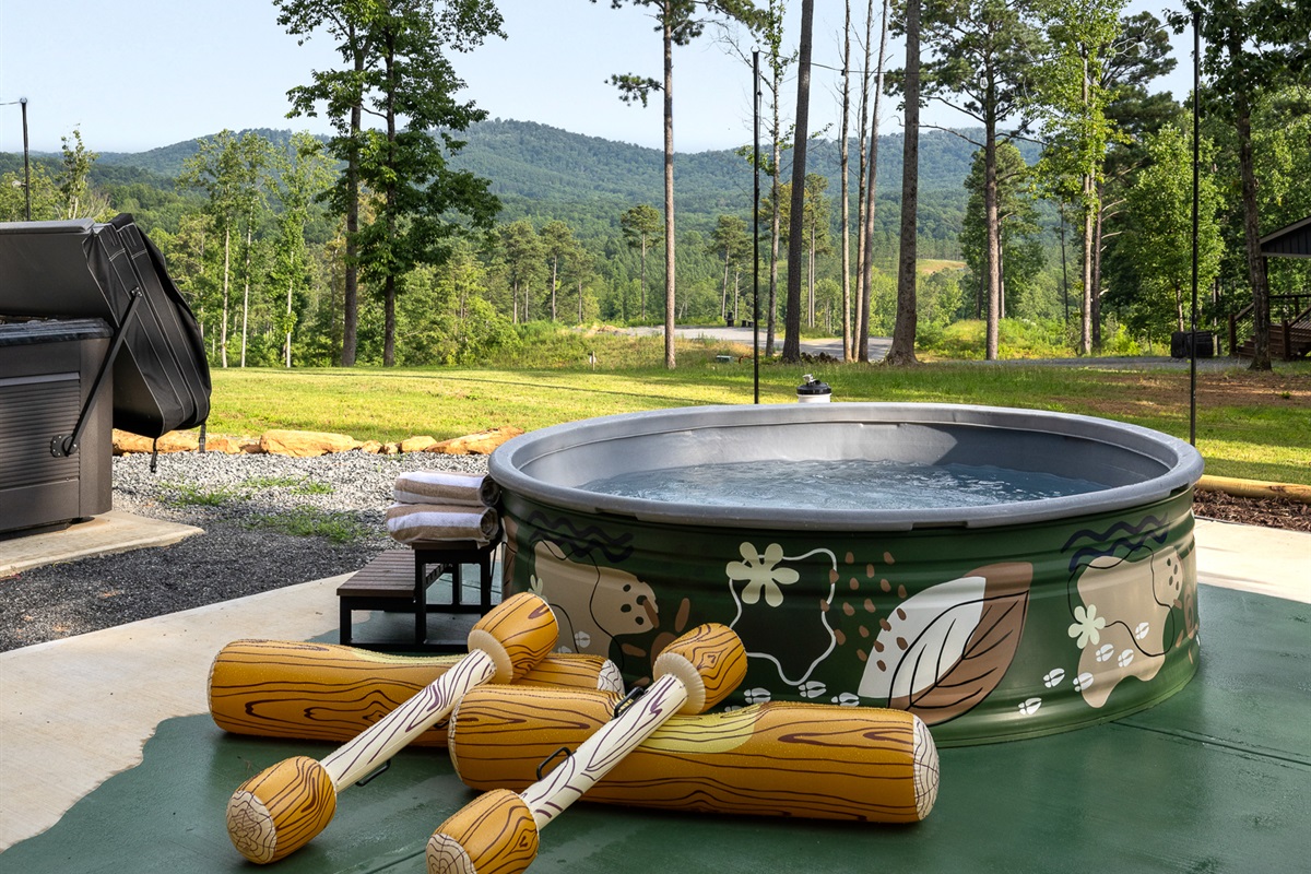 A refreshing escape under the open sky, the cowboy pool brings a playful twist to your luxury cabin experience.
