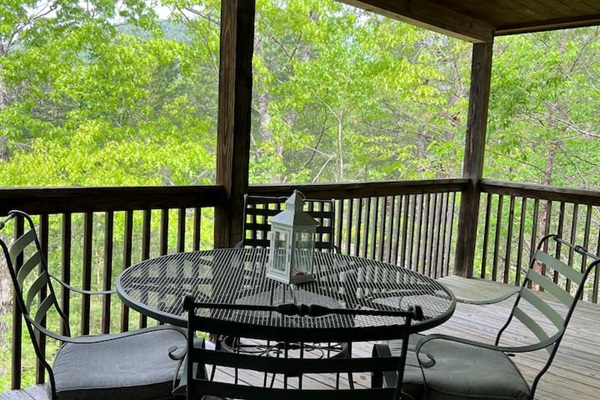 Dine al Fresco on the Porch, Create Lasting Memories!