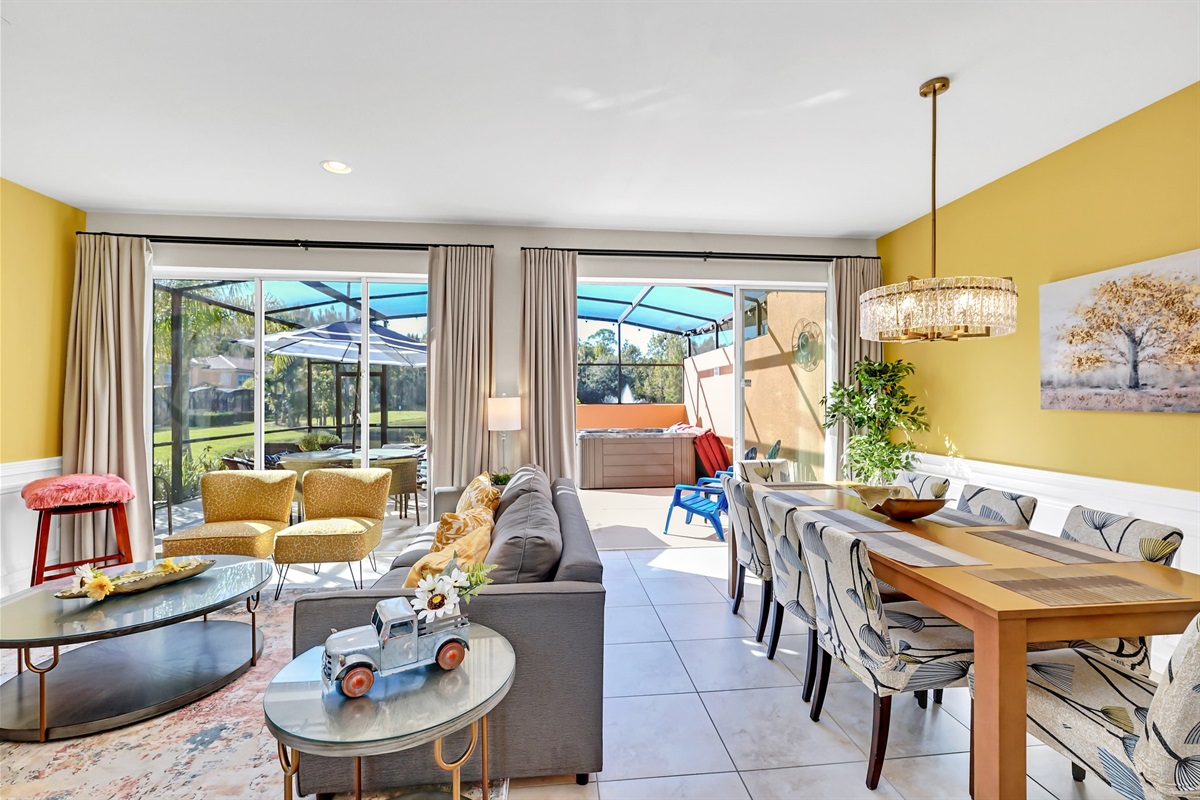 Bring the outside in with the huge glass doors opened onto the lanai!
