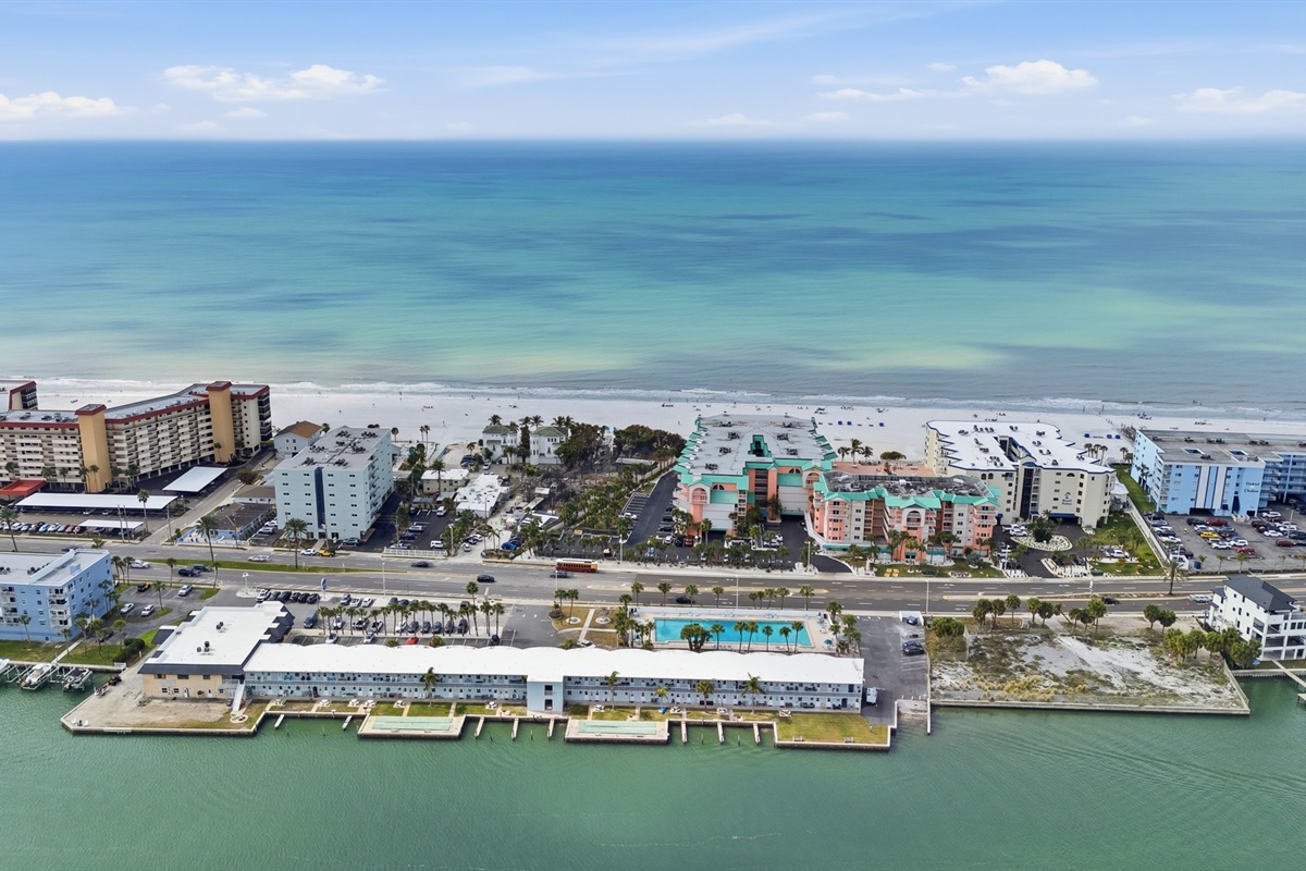 1 Bedroom at Belleview Gulf.  Walk across the street to Indian Shore Beach!