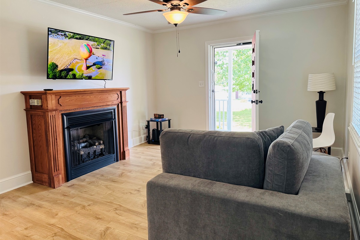 Living Room with 50 in Smart TV