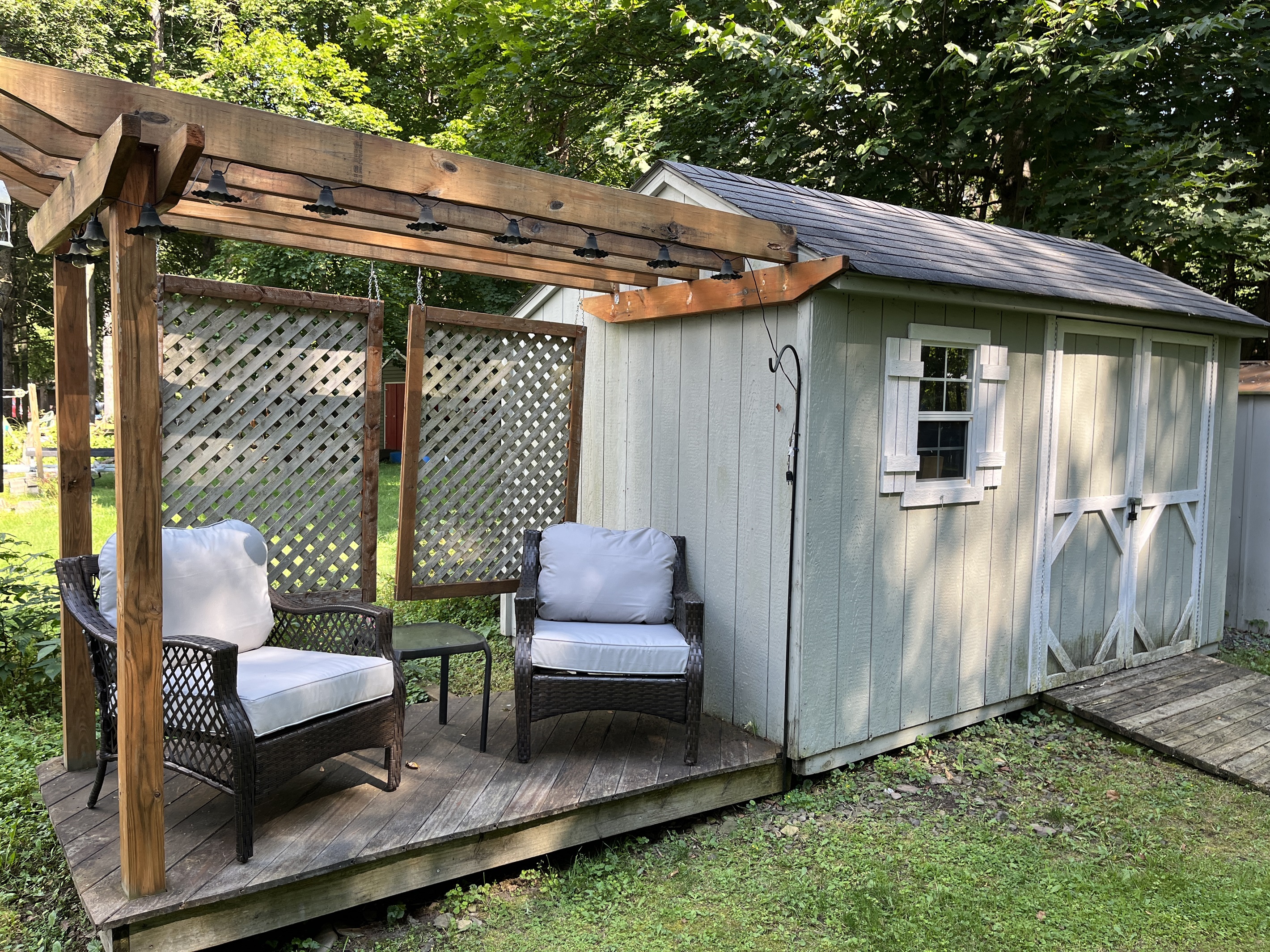 Outdoor deating area for 2 with cute lights!