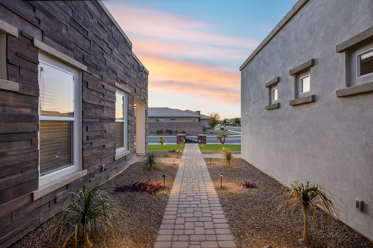 The Grand Peoria Estate – 5BR / 4.5BA Luxury + Casita — Modern Home | Sleeps 10 | Family Escape w/ Casita, Peoria, Arizona — photo 10