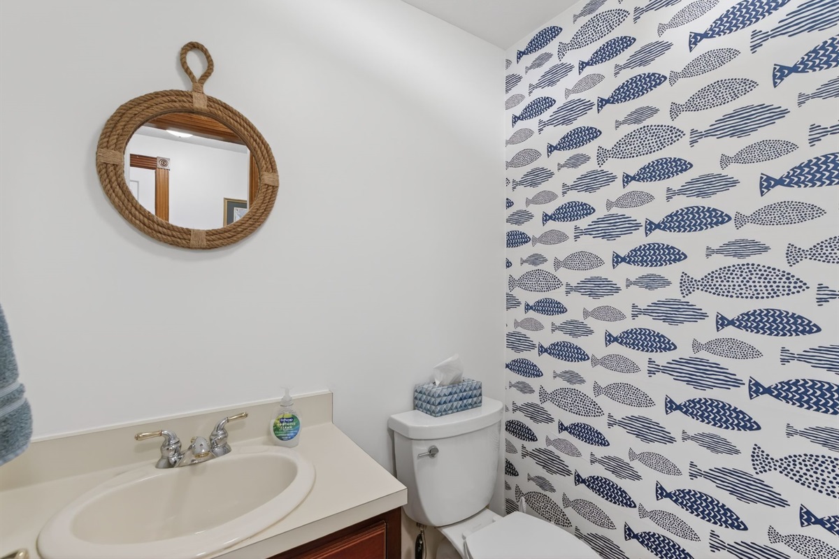 1/2 Bath