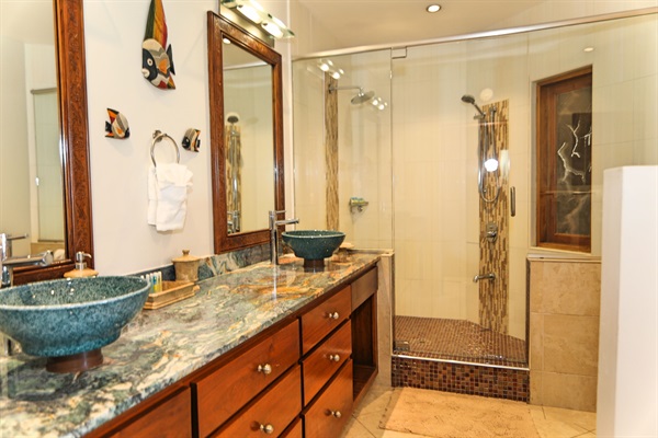 Ocean View Master Bedroom: Sweet Dreams