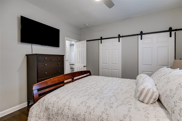 Kick back on the queen bed, stream shows on the 50” smart TV, and relax in your private downstairs retreat.
