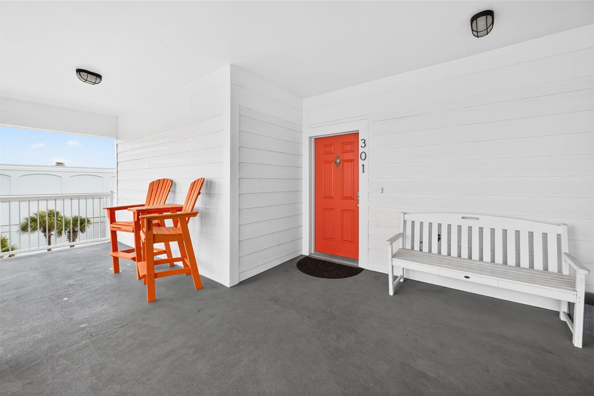 Front door | Crescent Moon, 301 Oceanview | Isle of Palms, SC | IOP Escapes Vacation Rentals