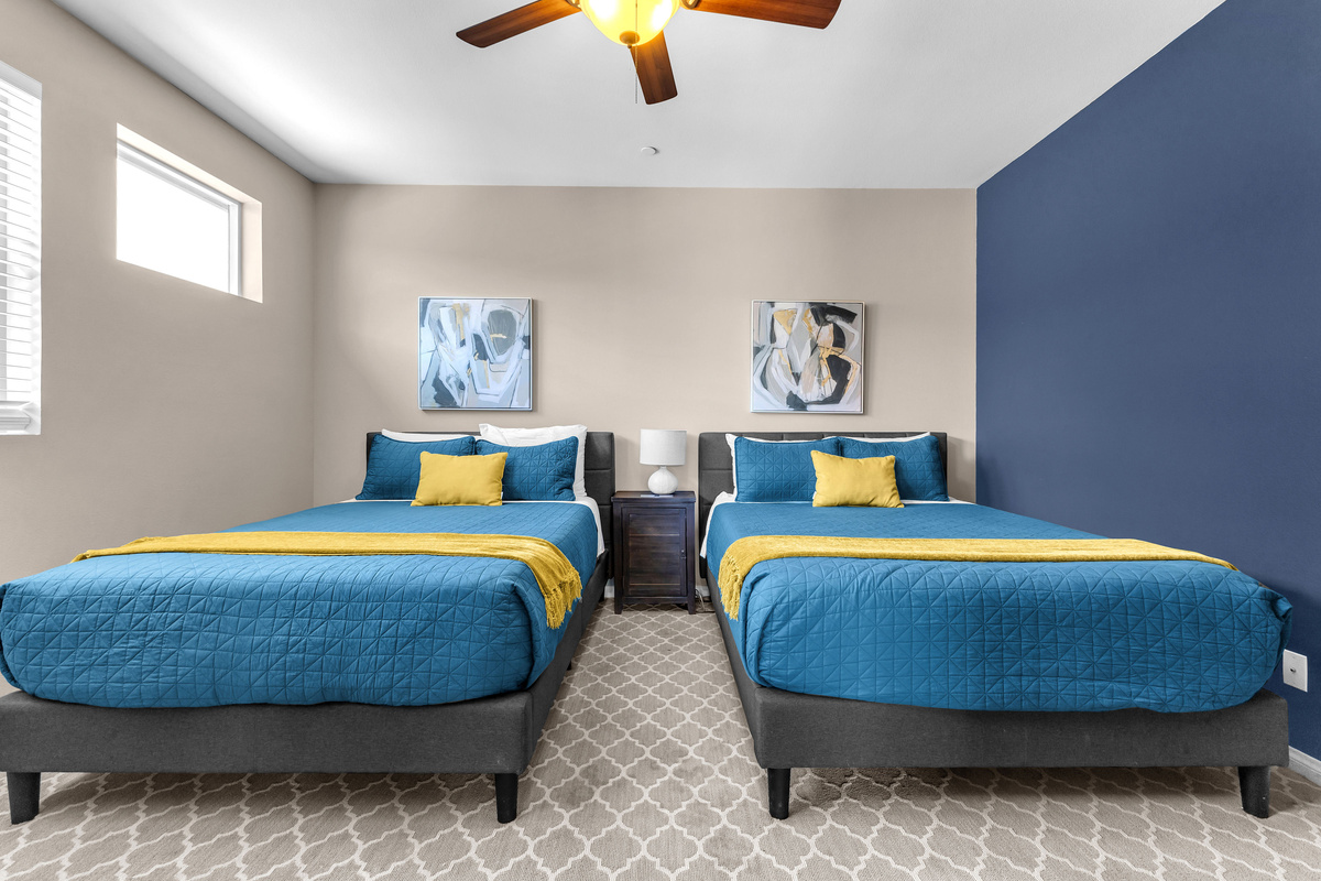 2 Queen Beds