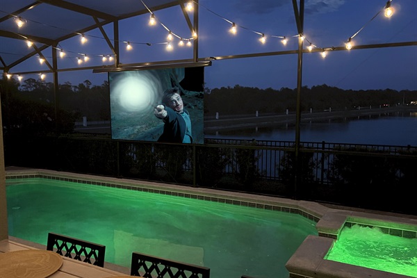 And, enjoy watching movies or TV in the poolside theater at night.