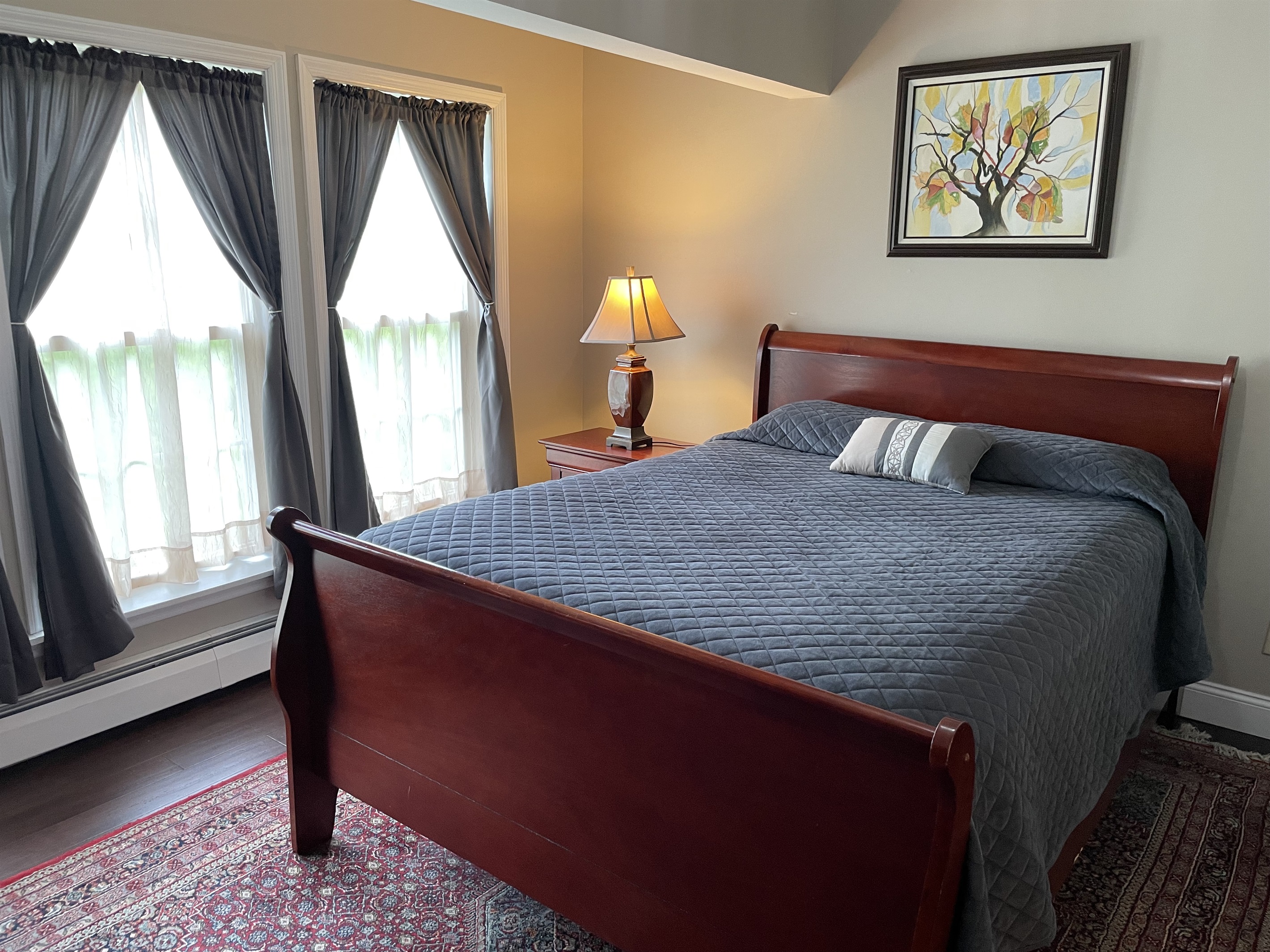 2nd floor Queen bedroom #3