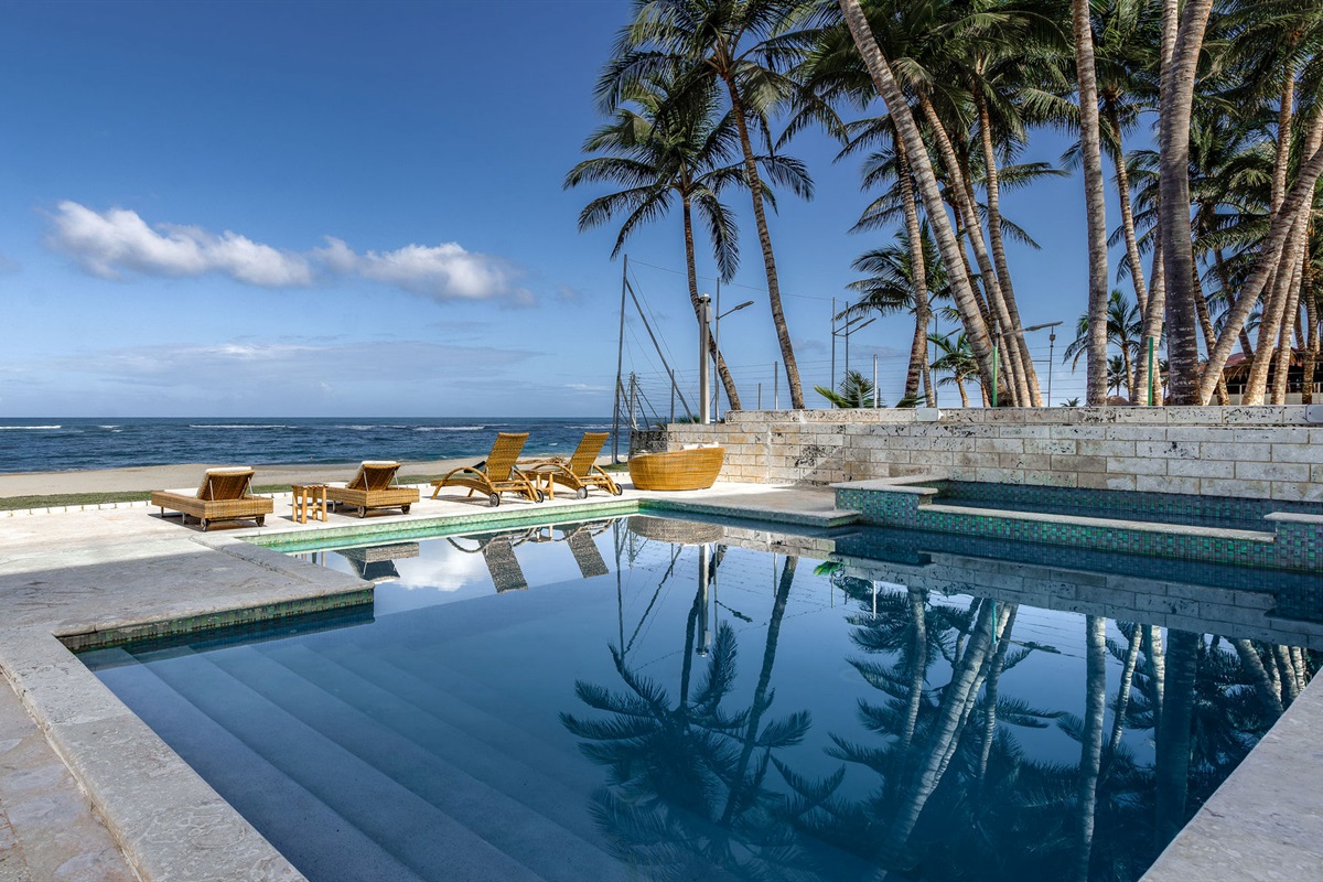 Balcony dreams, oceanfront reality