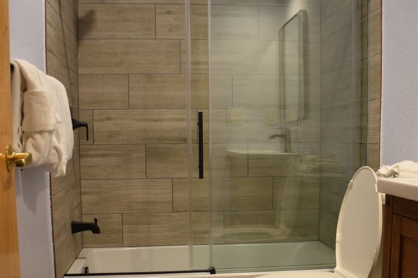 2nd Bathroom with Bathtub and Shower