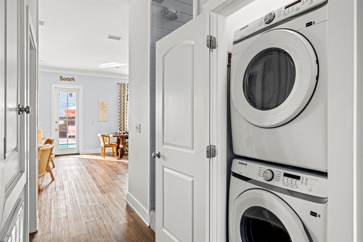 Beach days are messy. Good thing there’s a full washer and dryer ready for sandy towels and swimsuits.