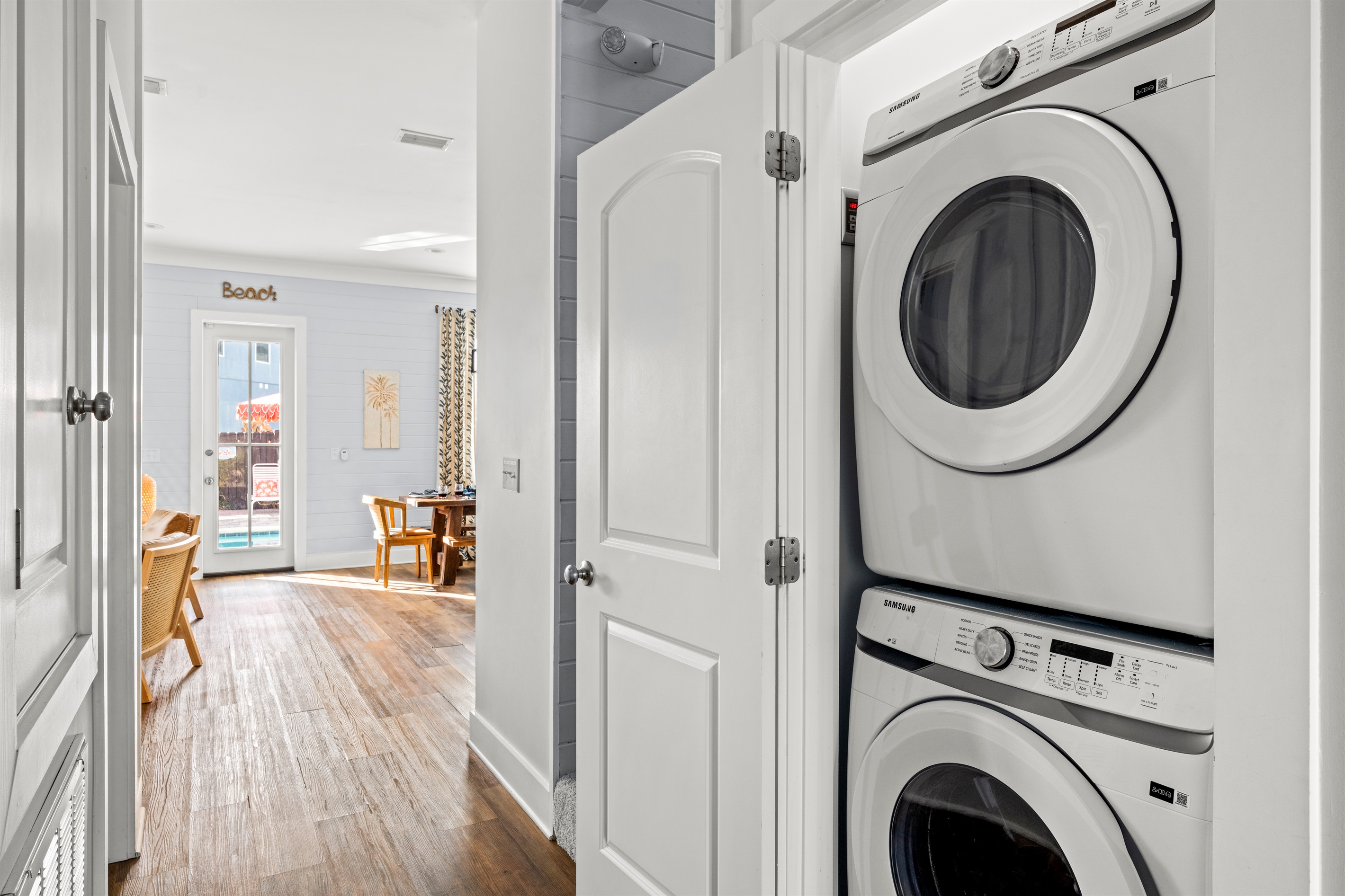 Beach days are messy. Good thing there’s a full washer and dryer ready for sandy towels and swimsuits.