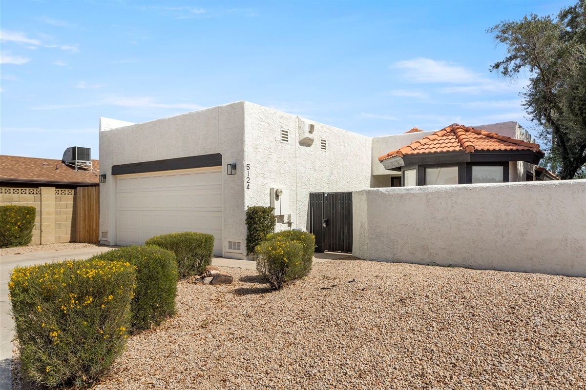 3BR w/ FREE Pool Heat | Hatcher Hideaway — Hatcher Hideaway | 3BR w/ Heated Pool Option, Glendale, Arizona — photo 9