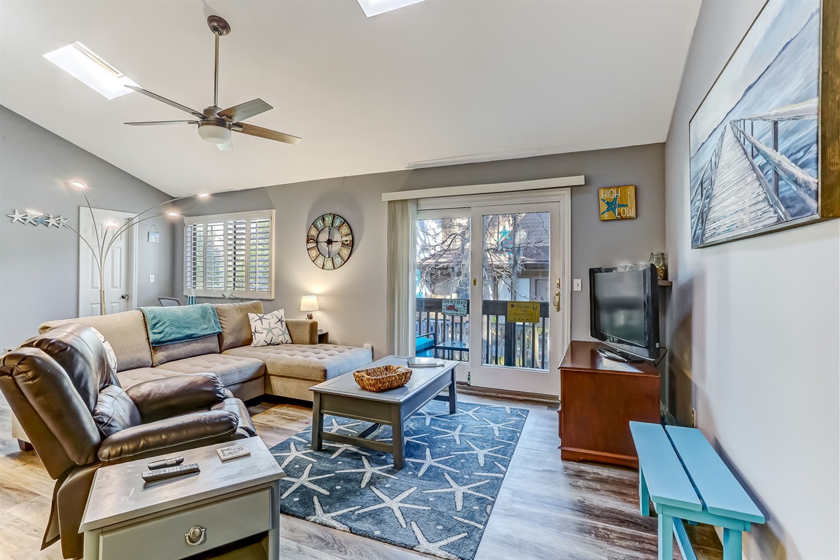 Your Living Space - Plenty of Seating
