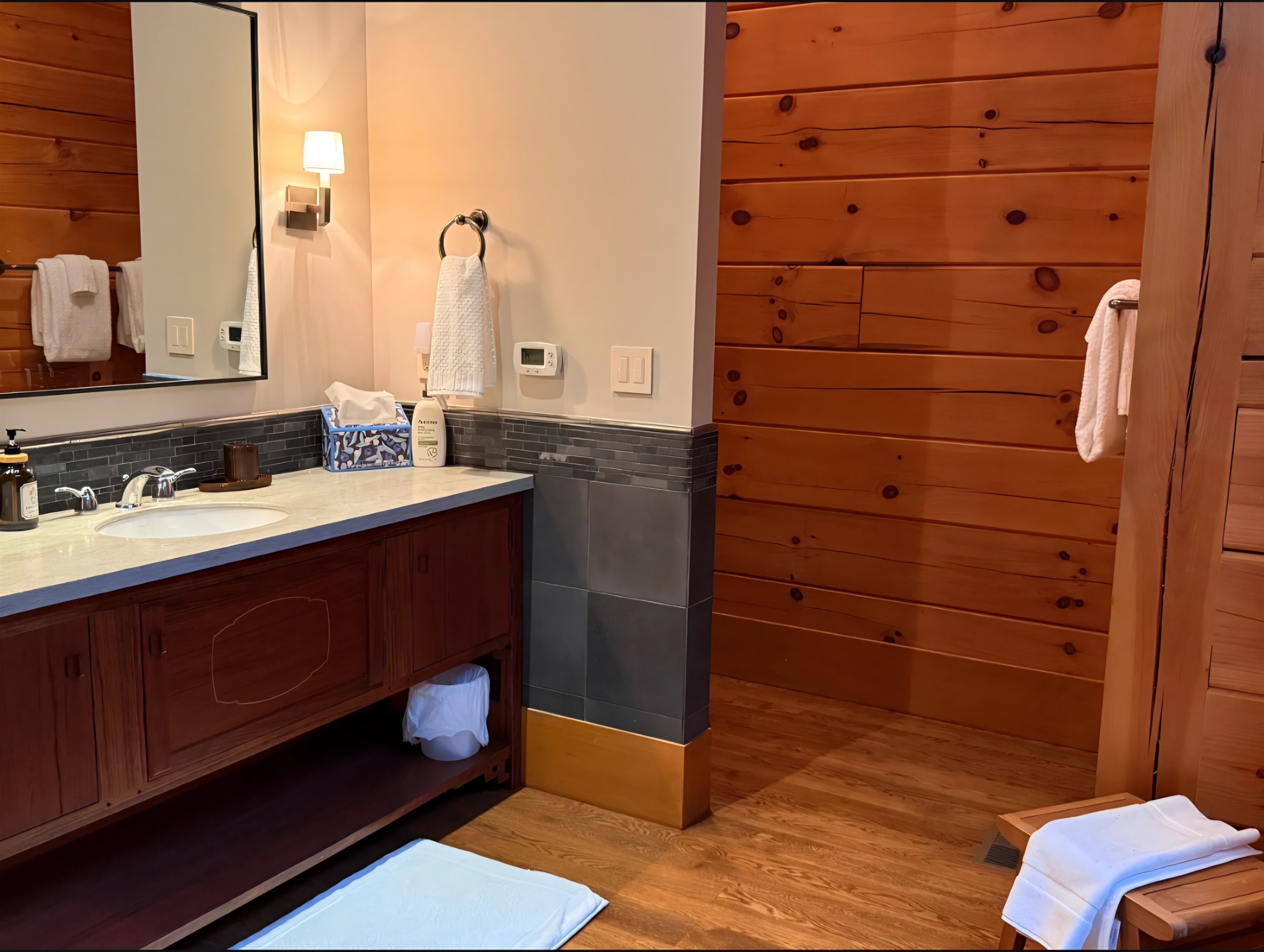 Ensuite