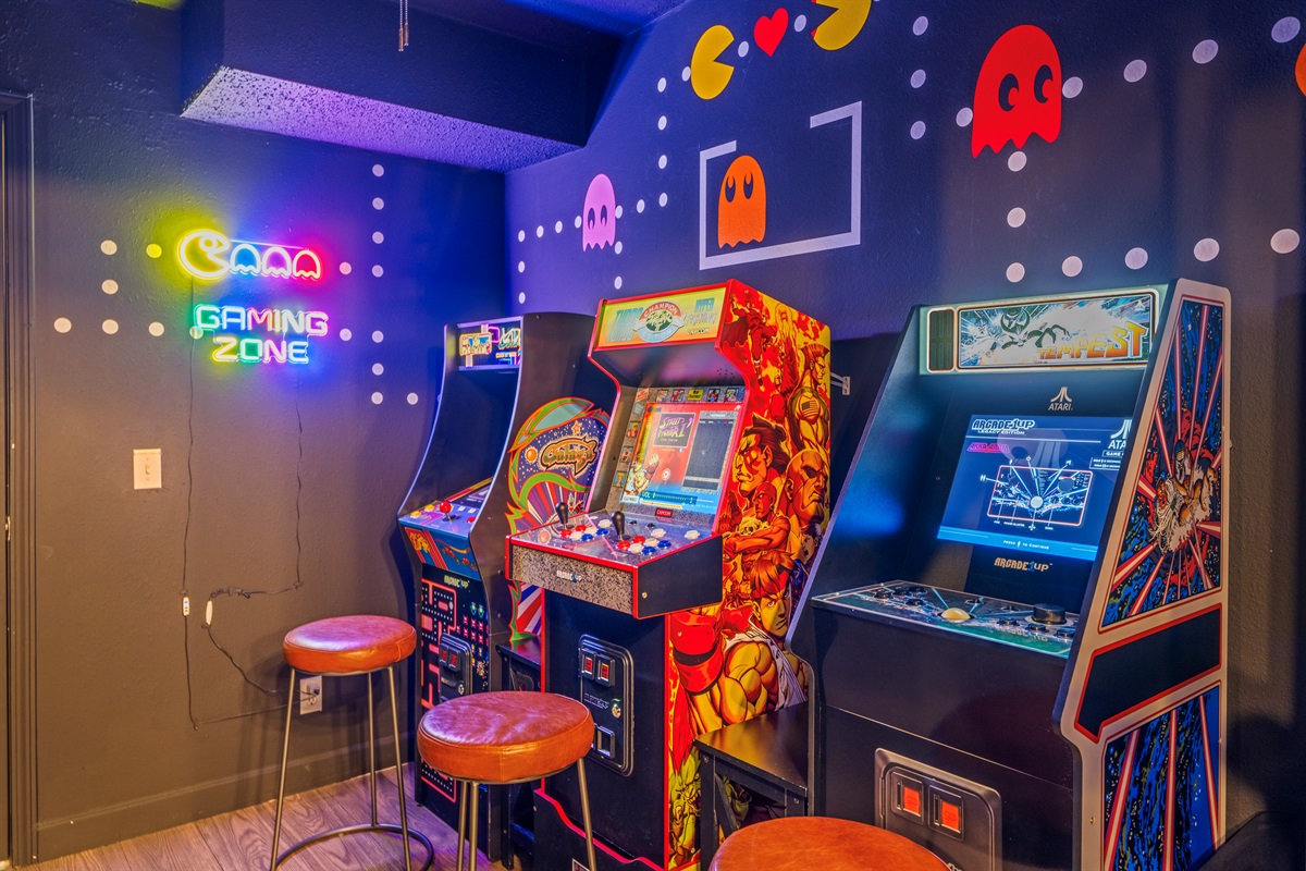 🦸‍♂️ Unleash your inner superhero and save the day in this epic arcade adventure.