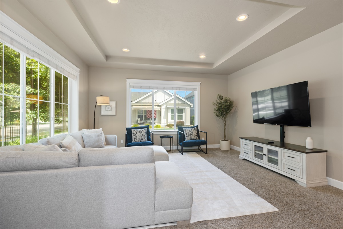 Bright living room with plenty of space to relax.