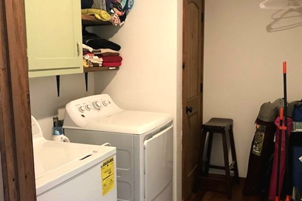 Spacious laundry room with high end washer and dryer to use.  Plus extra towels for outdoor play.