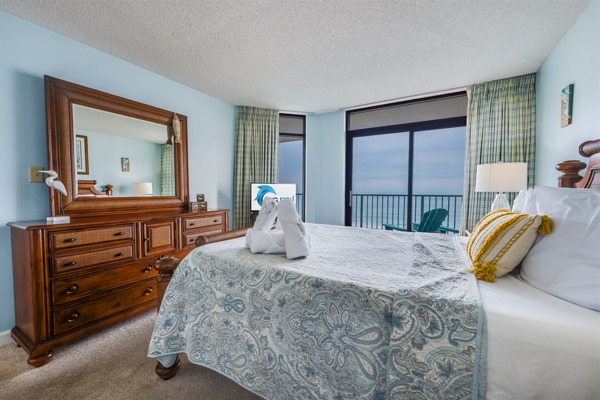 Stunning Bedroom Beautifully Decorated 💫✨