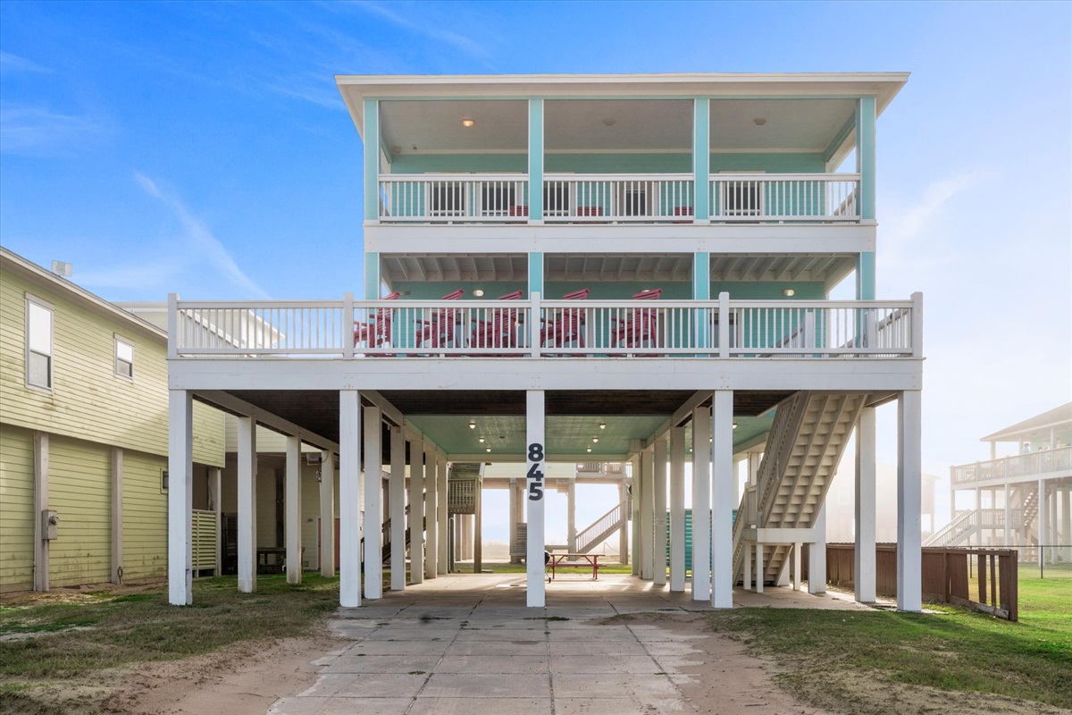 096516c512954398b5e7f309d5ff4c35 Large | Beachhouse | Texas | TX | Vacation Homes | Galveston | Crystal Beach | Kokomo | Breezy Days | Beachfront Elegance | Sunrise Serenity | Southern Sands Property Management, LLC