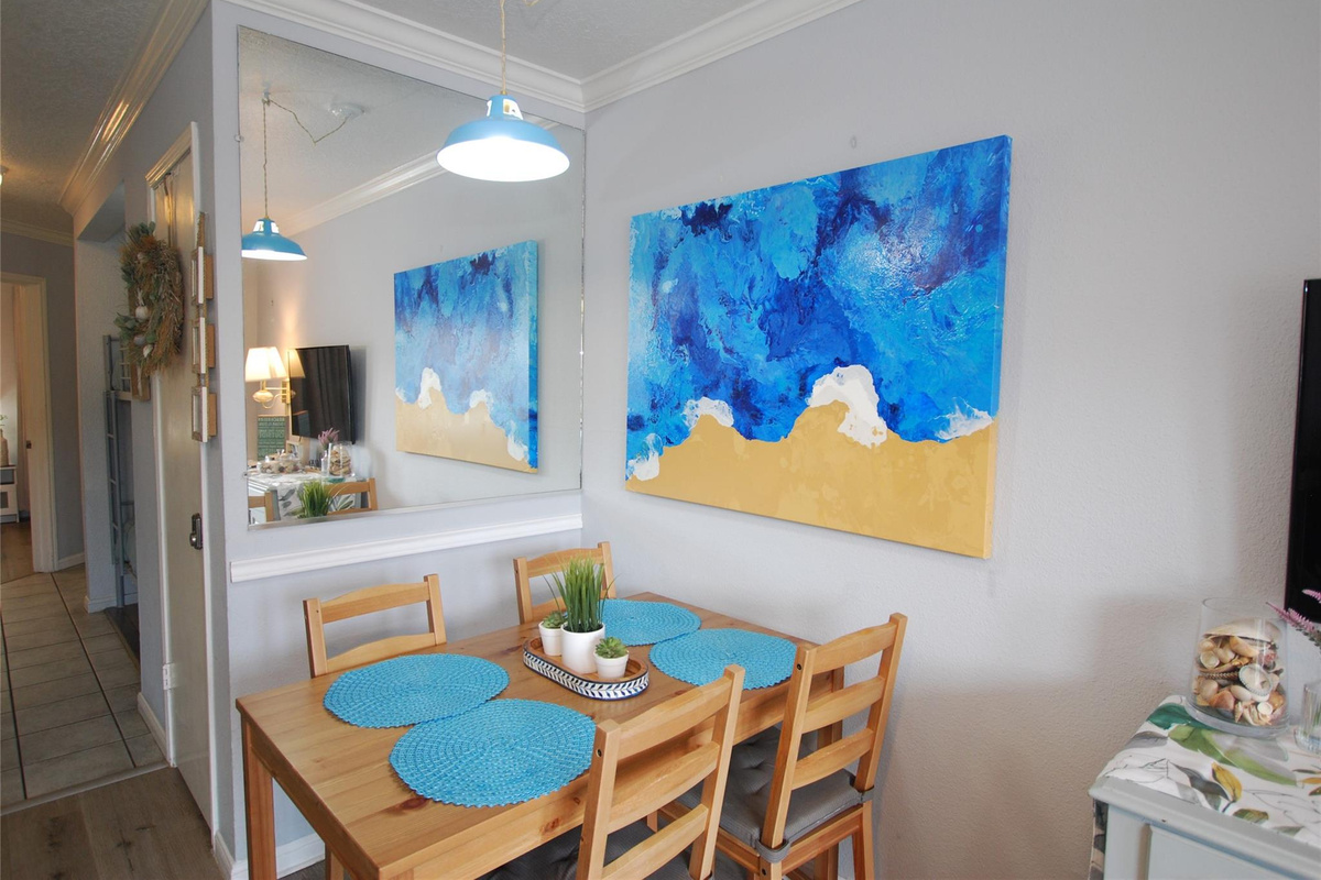 Spot for dinner or a rousing card game for your group