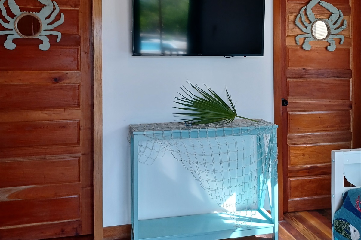 Seahorse TV in open living space