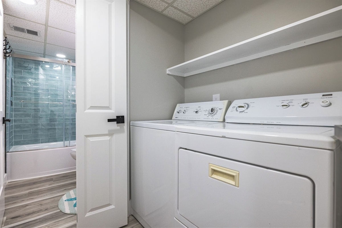 Full sized washer/dryer