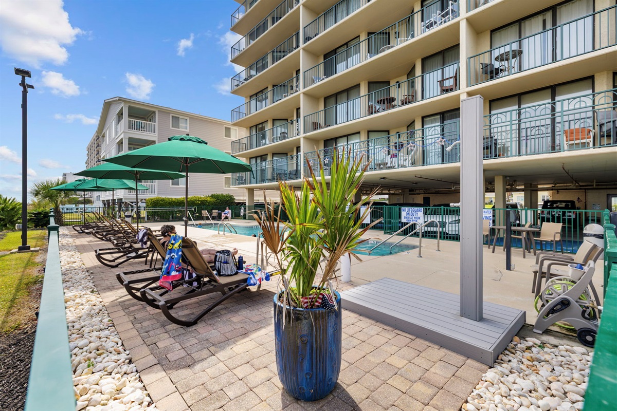 Oceanfront Pool