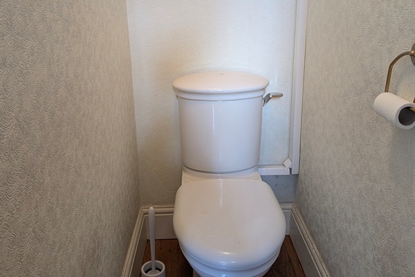 hallway wc
