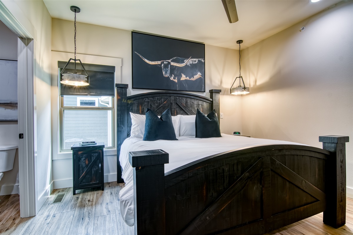 King #2 with attached bathroom also accessible from the hall