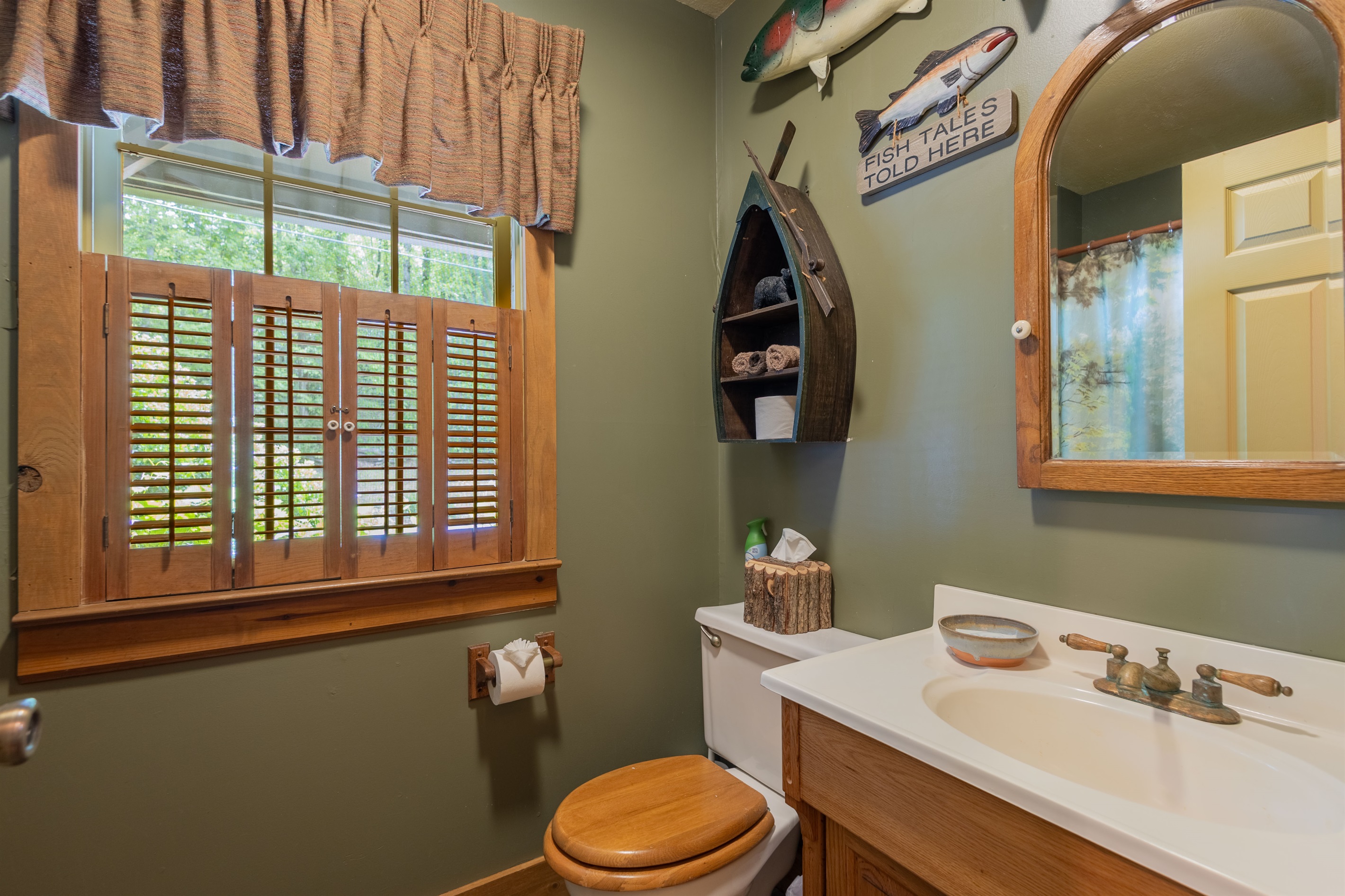 A clean and comfortable second bathroom stocked for a relaxing stay.