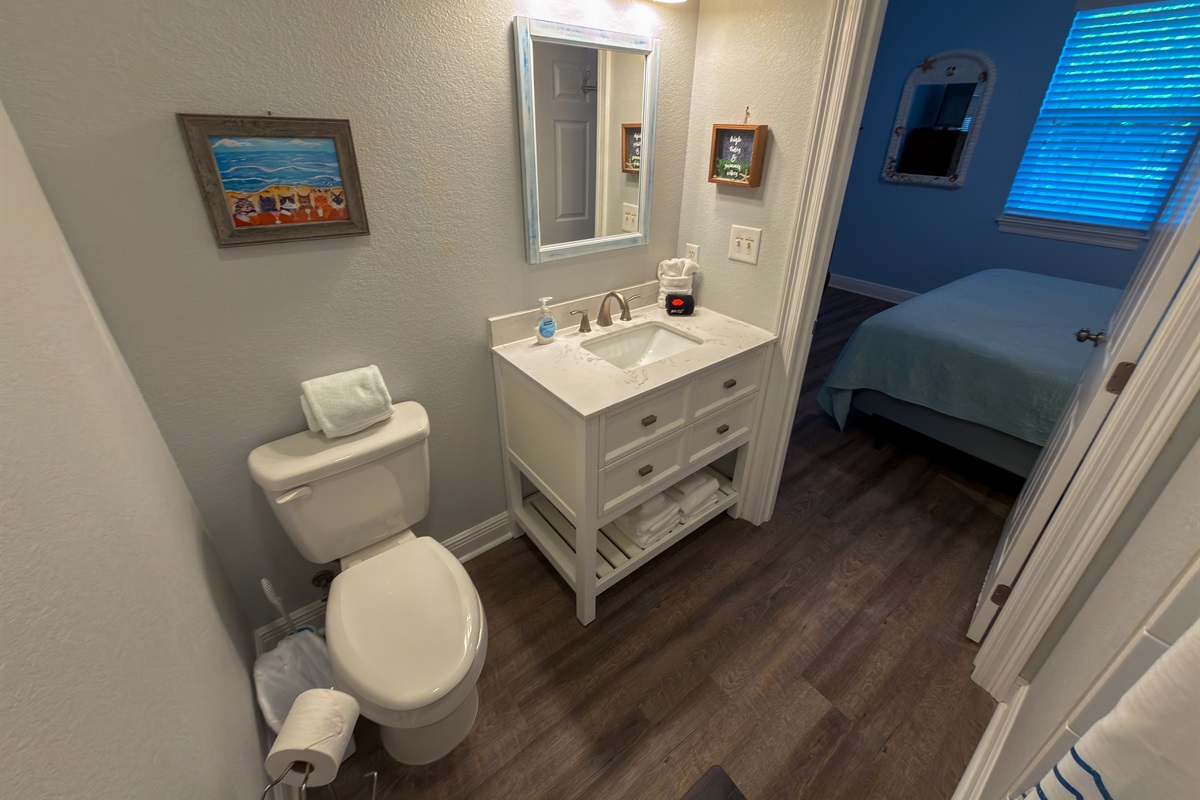 Whether you’re getting ready for dinner or winding down after a sun-filled afternoon, this private bath adds a layer of ease and privacy to your stay.